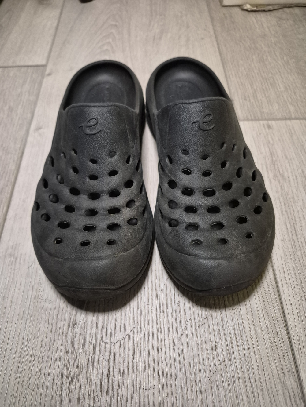 Easy Spirit TravelClog Grey Slip-On Breathable Clogs Size 5